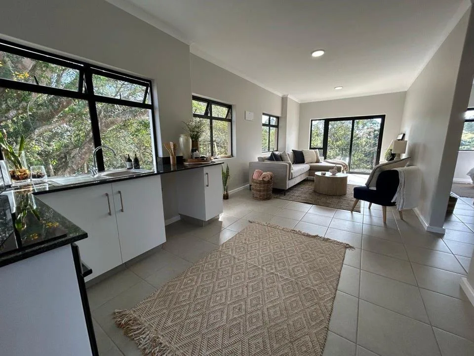 2 Bedroom Apartment / flat to rent in Waterfall
