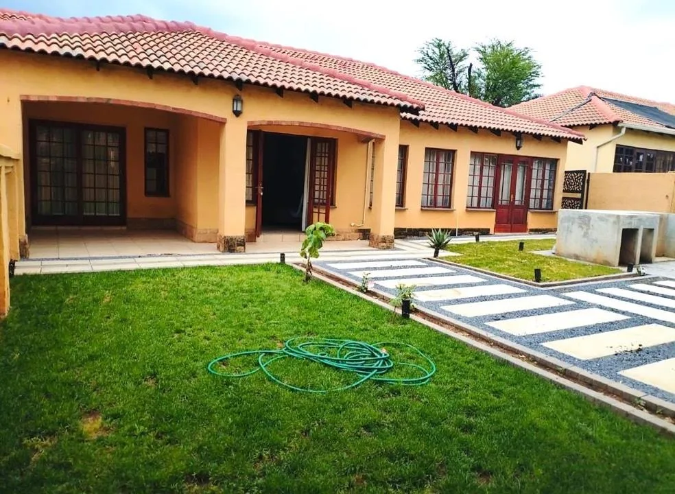 House to rent in Noordwyk