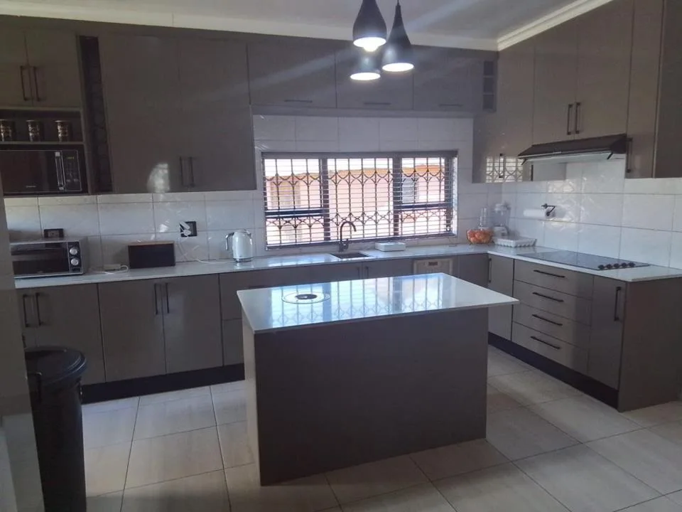 3 Bedroom House for sale in Walker Fruit Farms