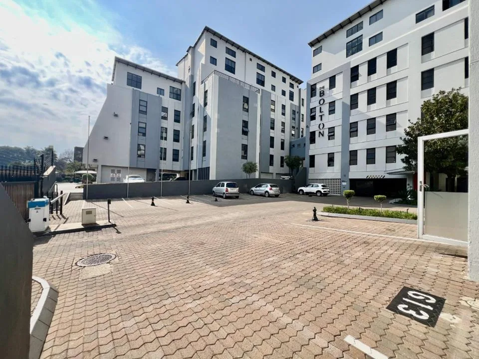 2 Bedroom Apartment / flat to rent in Rosebank
