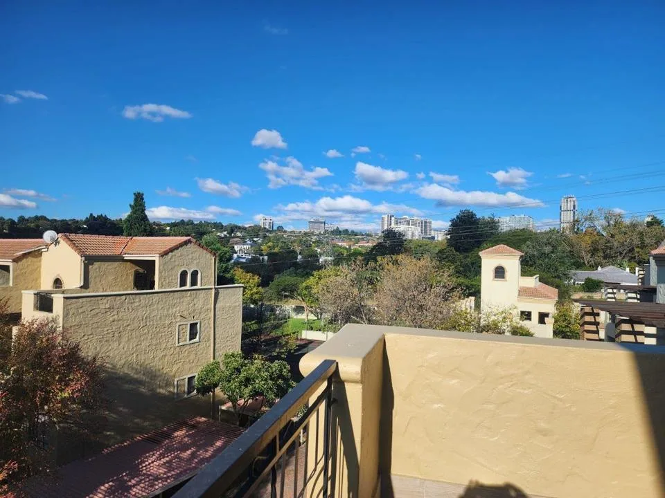 2 Bedroom Apartment / flat to rent in River Club