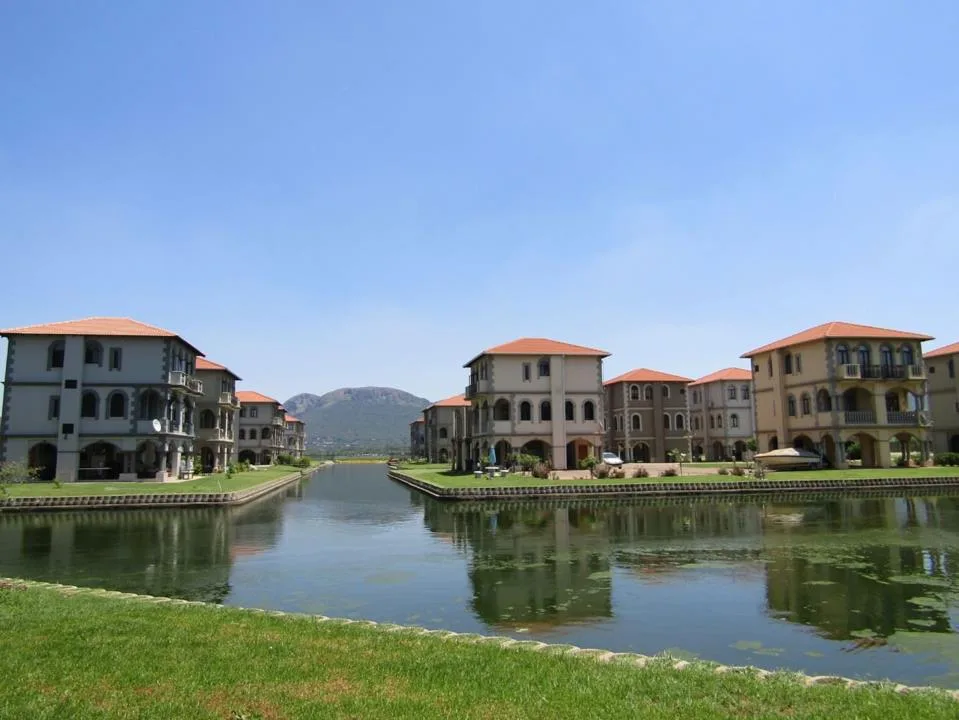 3 Bedroom House for sale in Ifafi