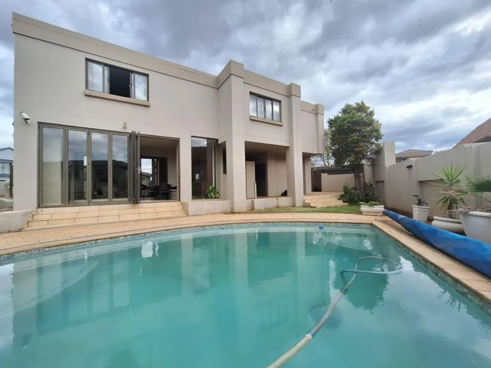 5 Bedroom House to rent in Silverwoods Country Estate