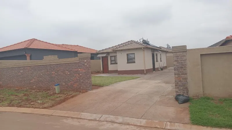 3 Bedroom House to rent in Dawn Park