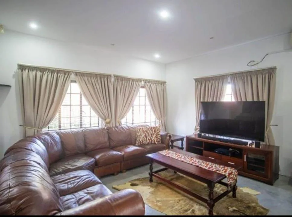 5 Bedroom House for sale in Safari Gardens