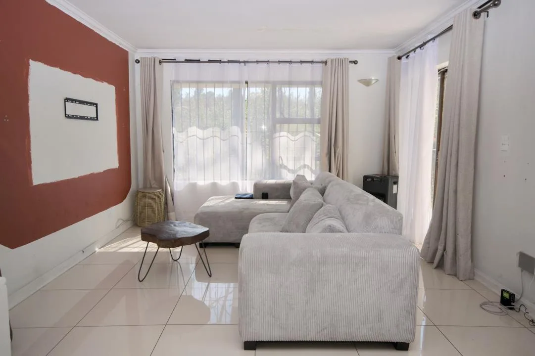 3 Bedroom Apartment / flat to rent in Northwold