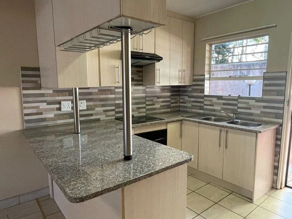 3 Bedroom Apartment / flat to rent in Terenure