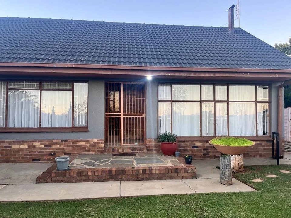 3 Bedroom House for sale in Flimieda