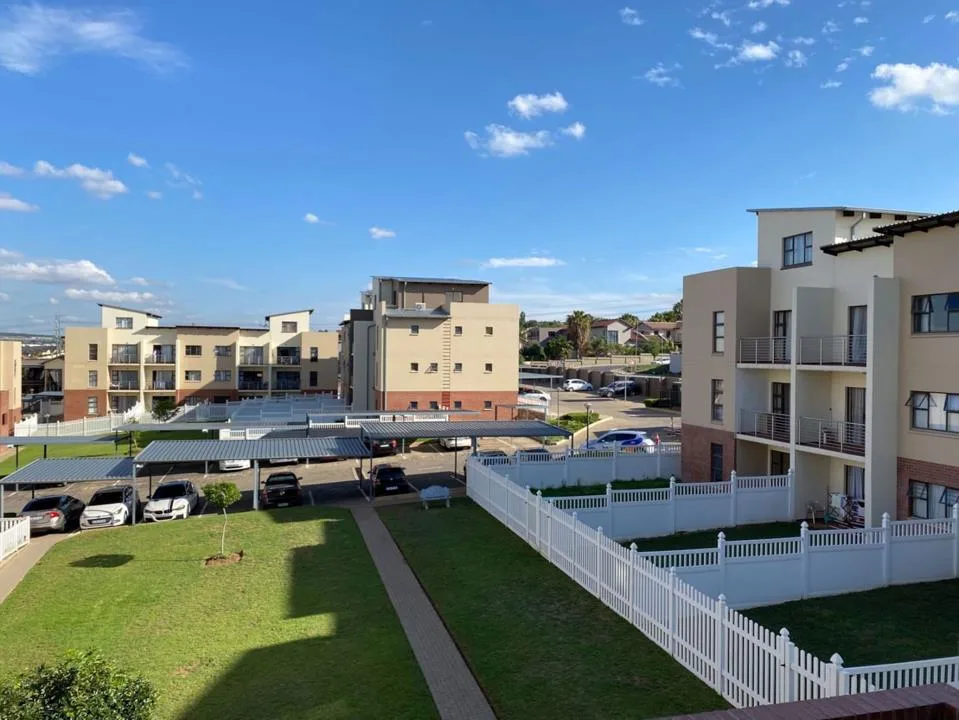 2 Bedroom Apartment / flat to rent in Barbeque Downs