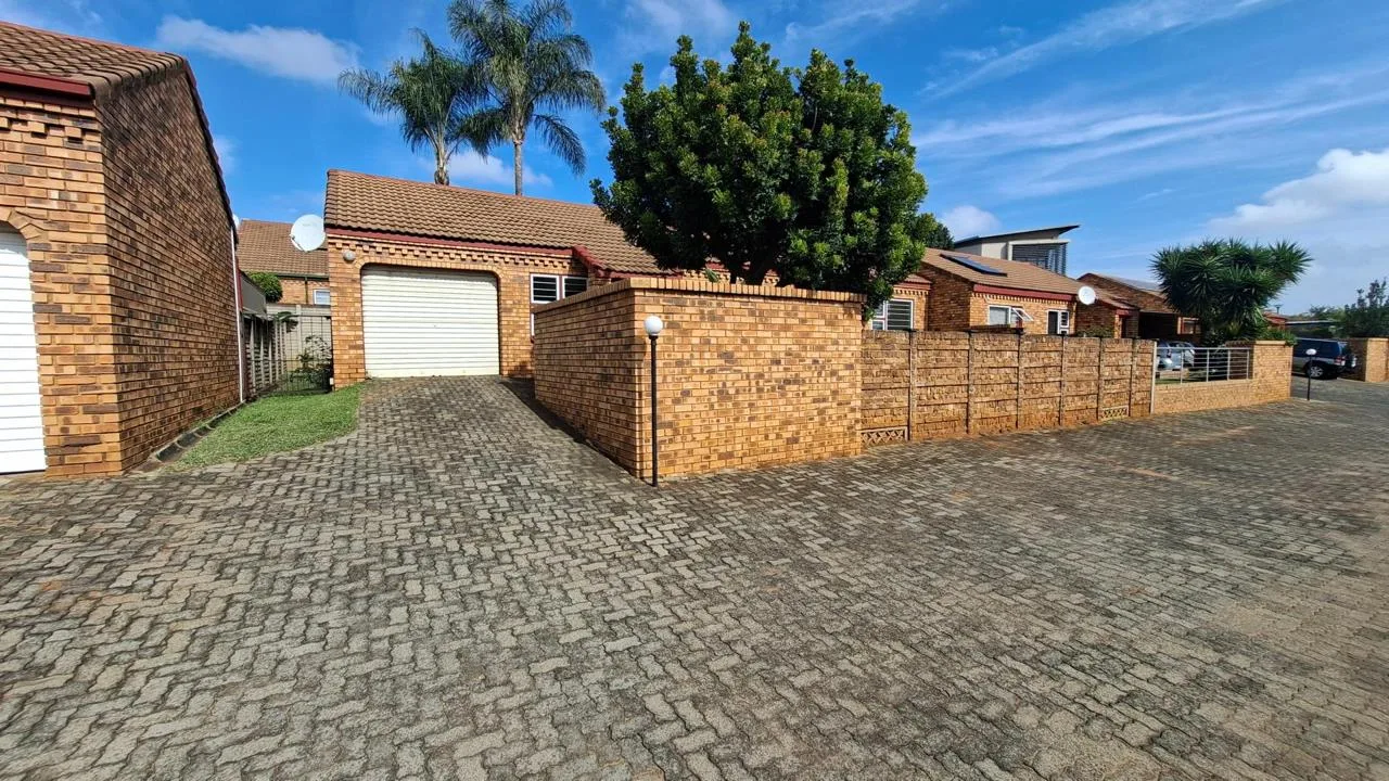3 Bedroom Townhouse to rent in Wapadrand