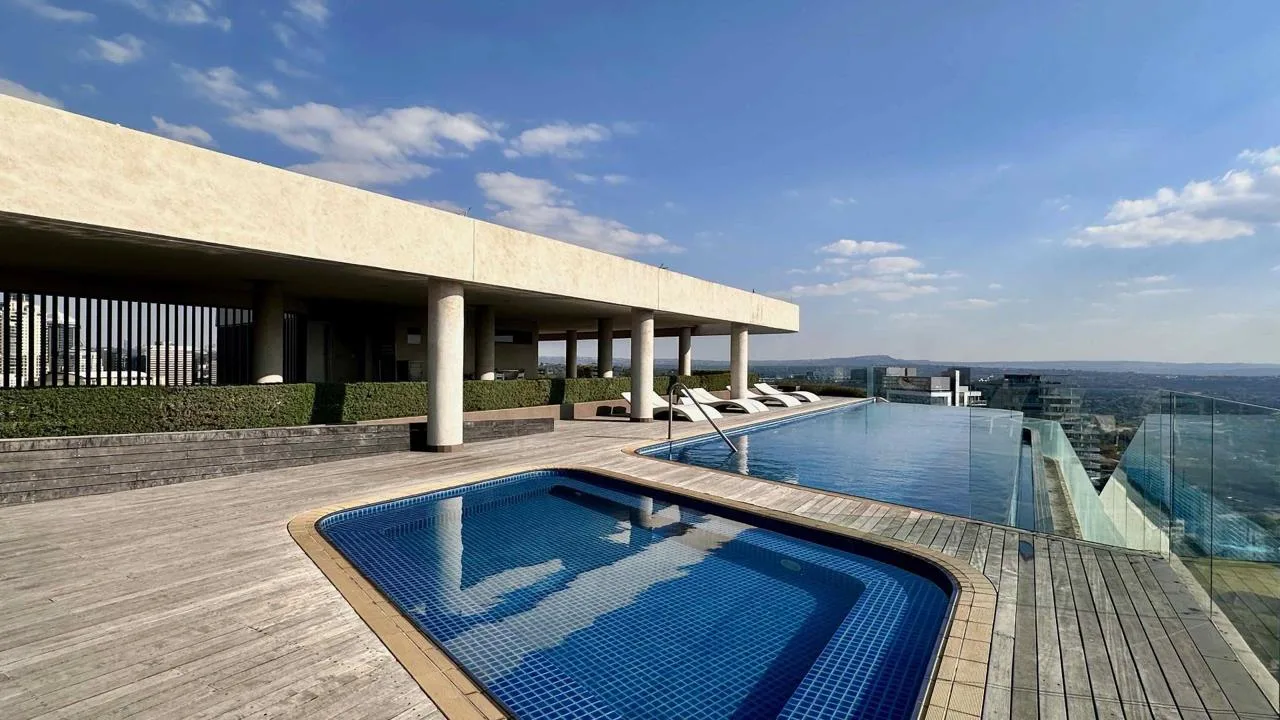 3 Bedroom Apartment / flat to rent in Morningside