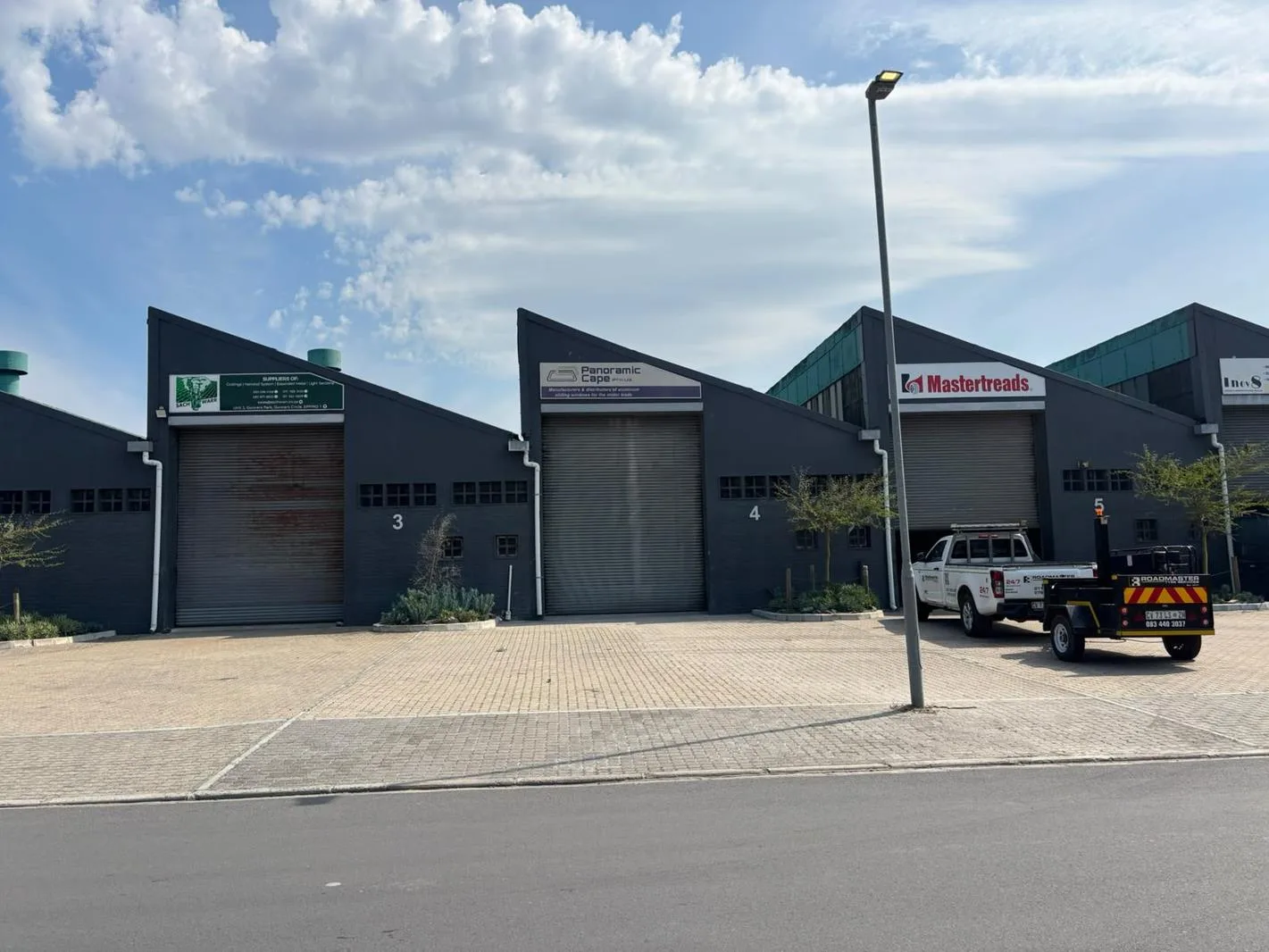 245 m² Industrial space in Epping Industrial