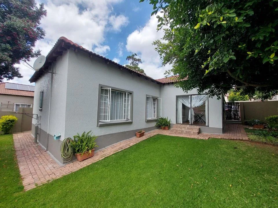 3 Bedroom Apartment / flat to rent in North Riding
