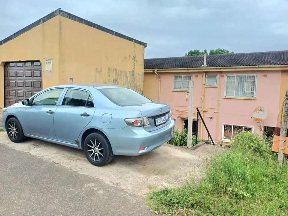 3 Bedroom House for sale in Phoenix Industrial