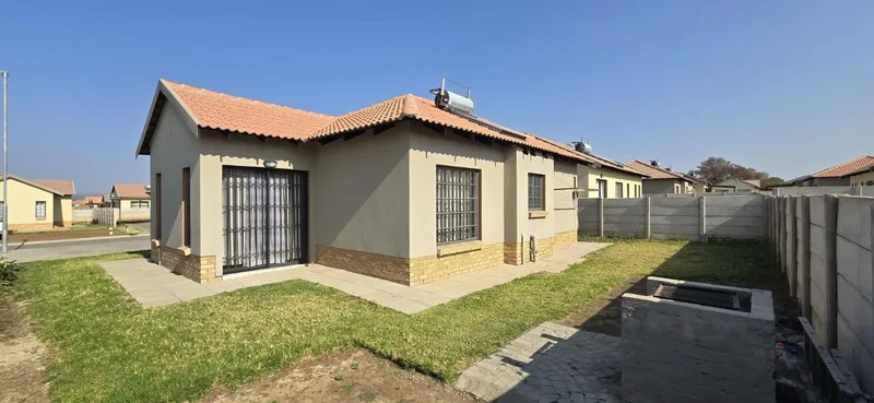 3 Bedroom House for sale in Waterkloof