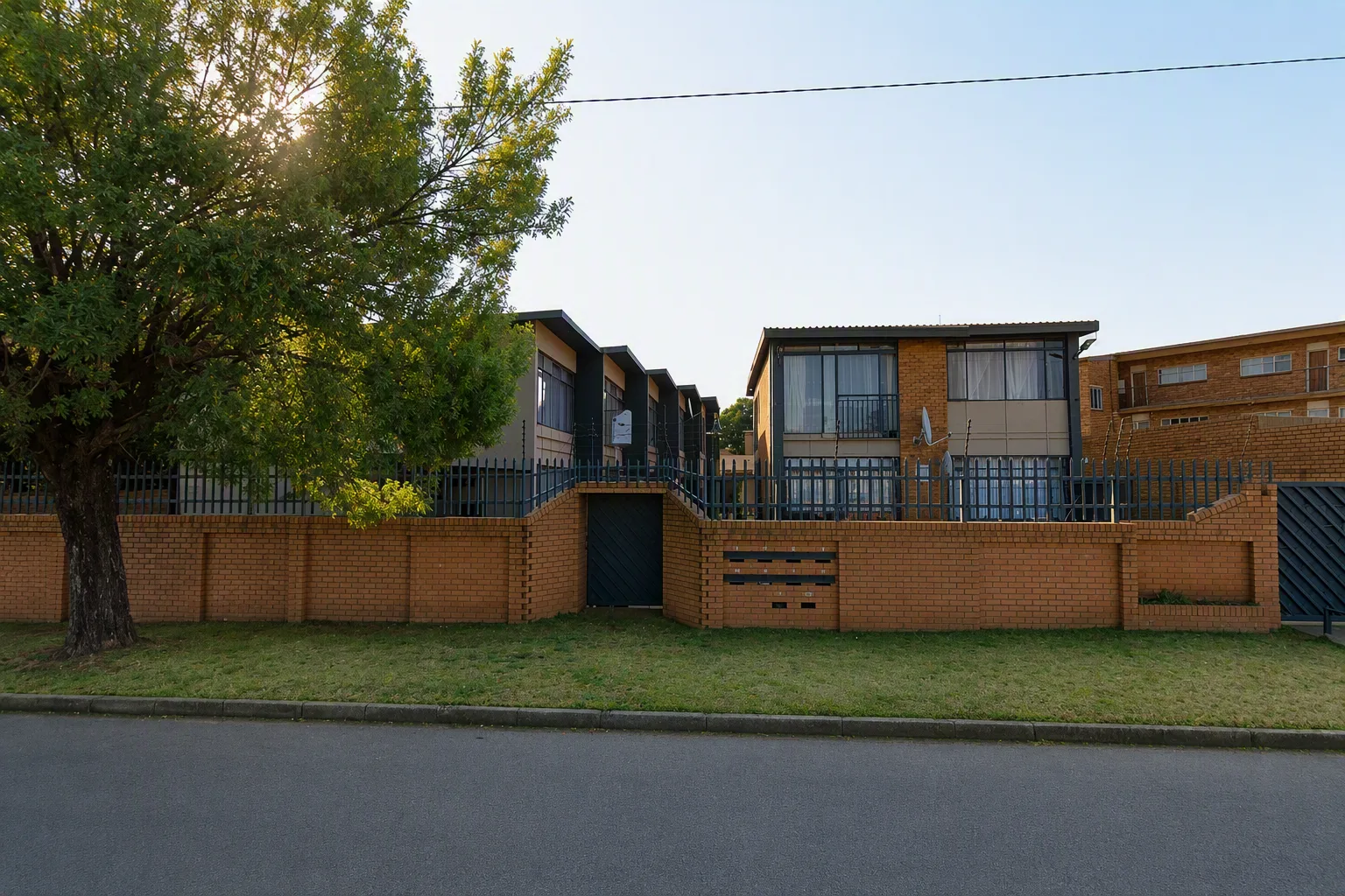 1 225 m² Commercial space in Kempton Park Ext 2