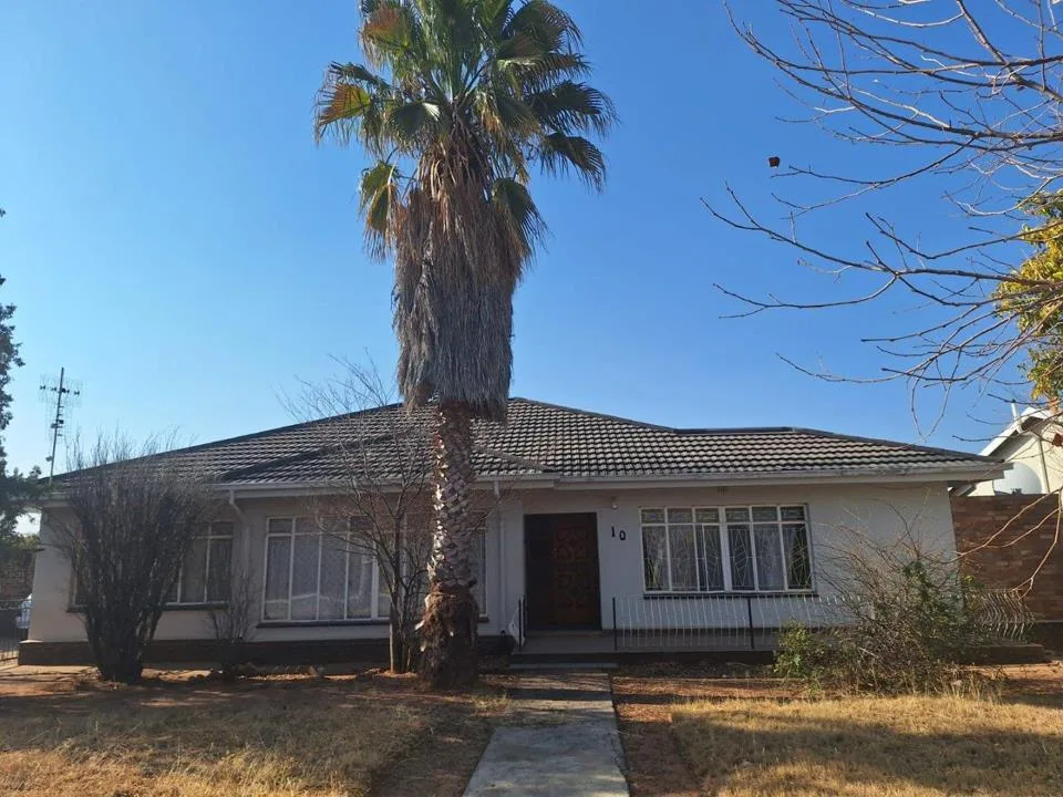 3 Bedroom House for sale in Vryburg