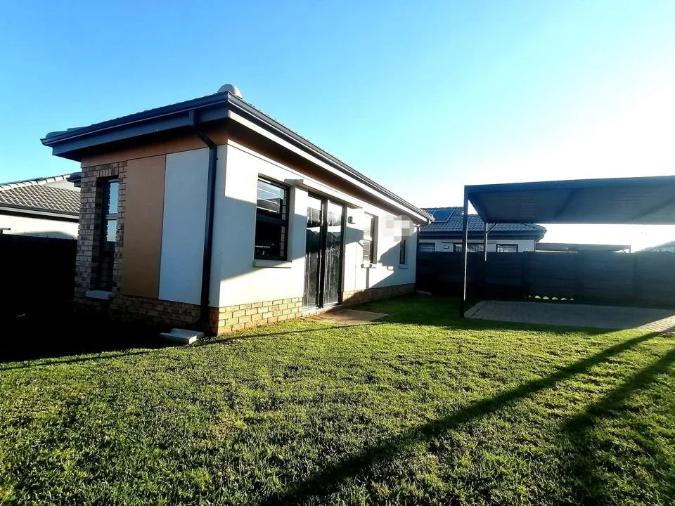 3 Bedroom House to rent in Lotus Gardens