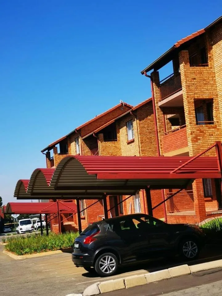 2 Bedroom Townhouse to rent in Castleview