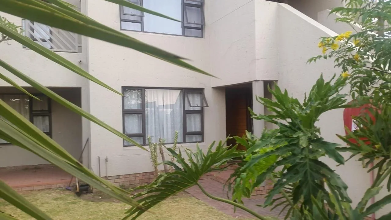 2 Bedroom Apartment / flat to rent in Sunninghill