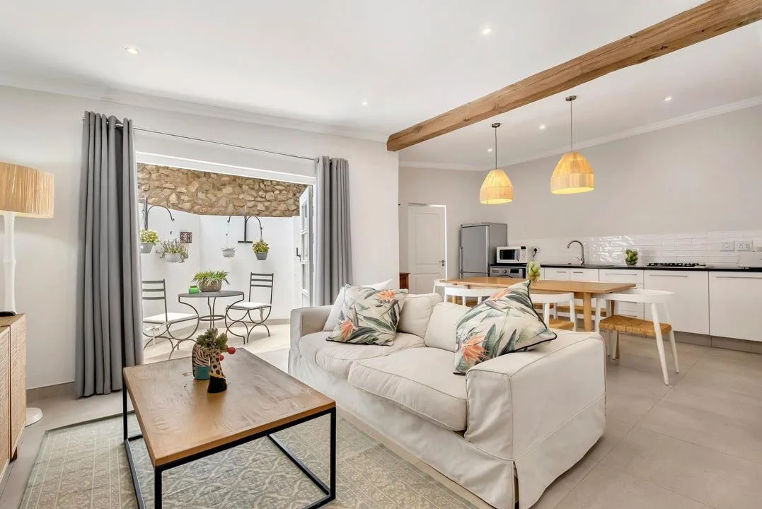 1 Bedroom House to rent in Craighall Park