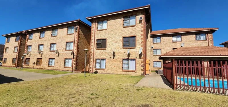0.5 Bedroom Apartment / flat for sale in Potchefstroom Central