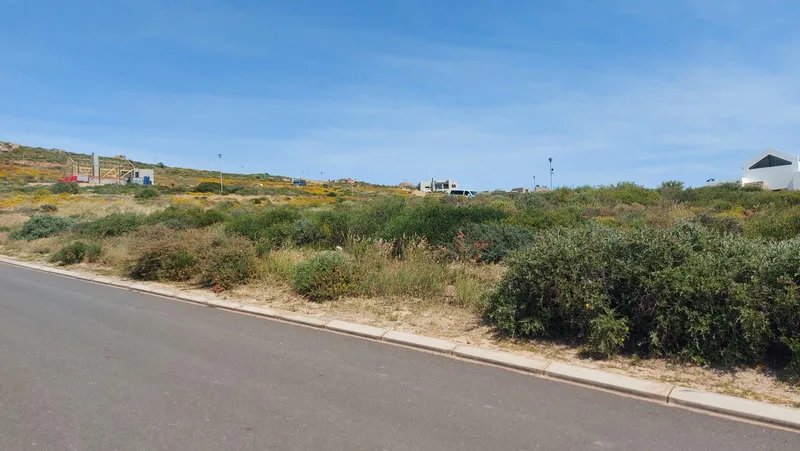368 m² Land available in St Helena Views