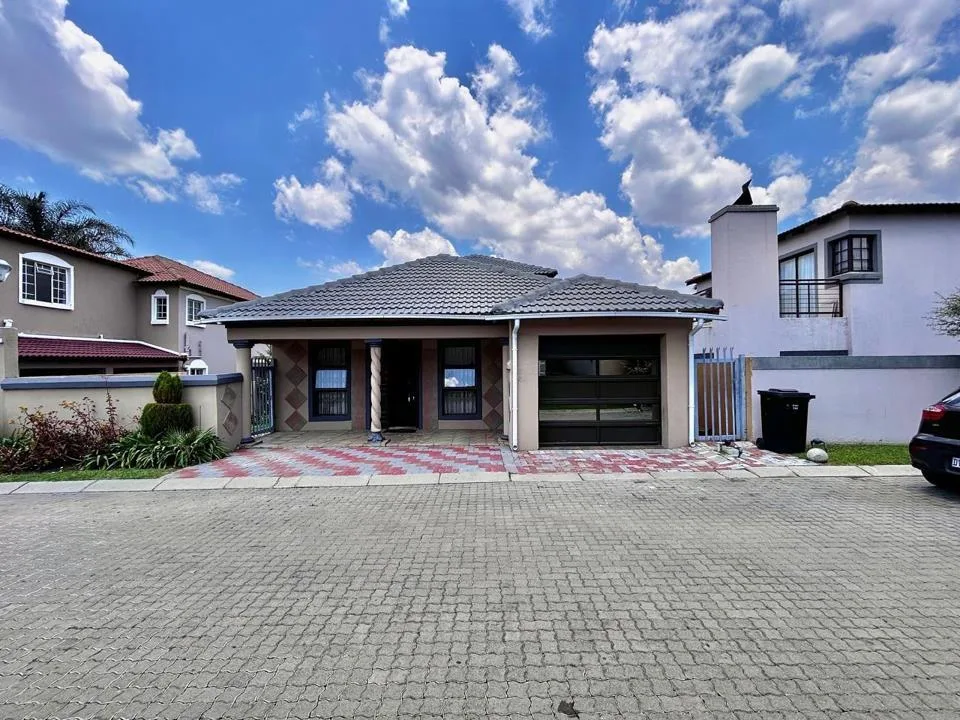 4 Bedroom House to rent in Noordwyk