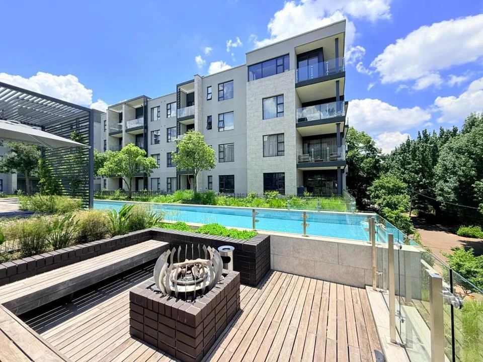 2 Bedroom Apartment / flat to rent in Houghton Estate