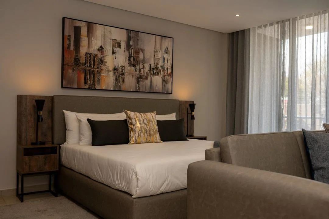 0.5 Bedroom Apartment / flat to rent in Sandton Central