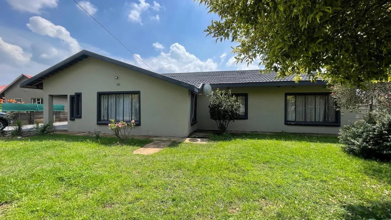 4 Bedroom House to rent in Three Rivers