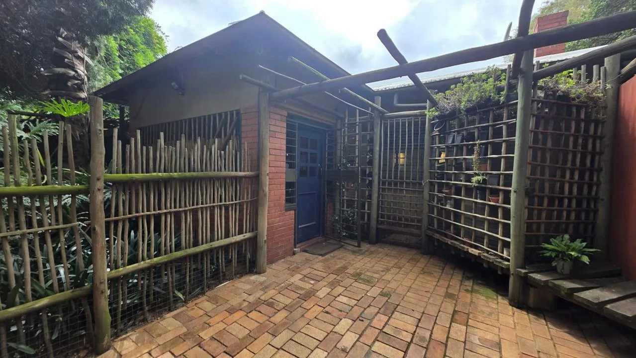 3 Bedroom House to rent in Menlo Park