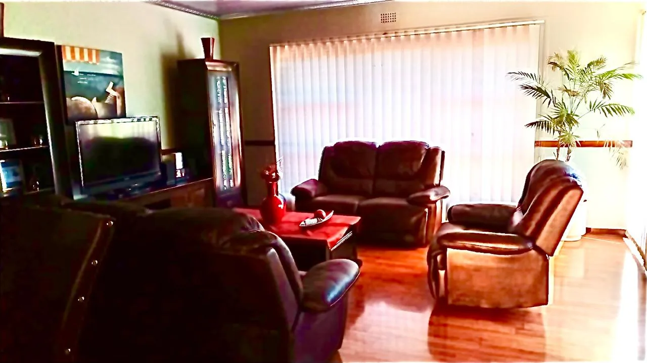 2 Bedroom Townhouse to rent in Vanderbijlpark CW 3