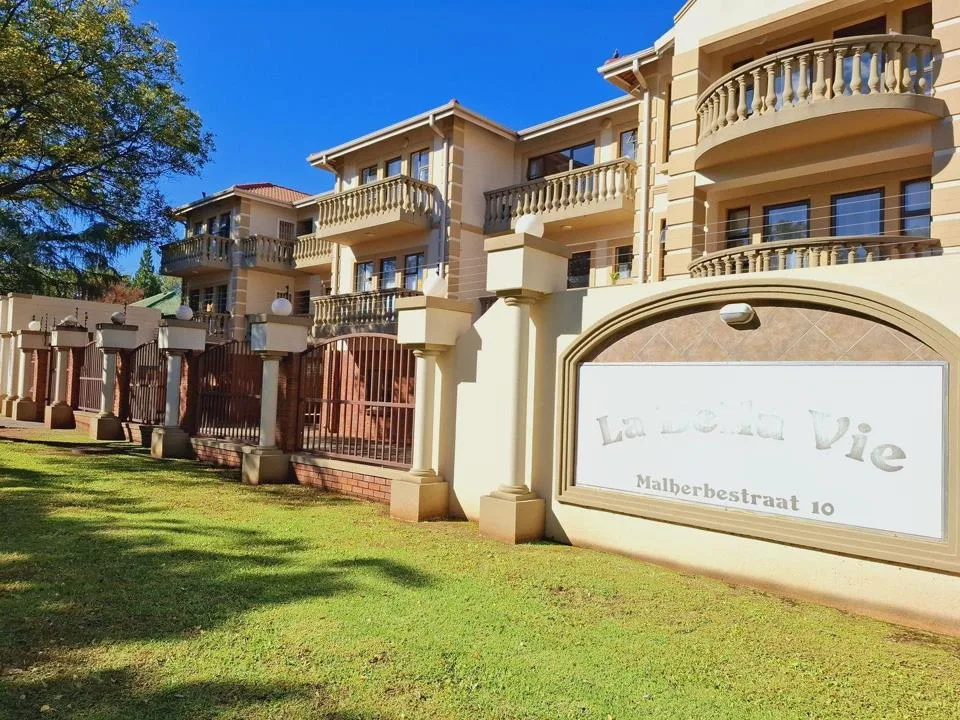 0.5 Bedroom Apartment / flat for sale in Die Bult