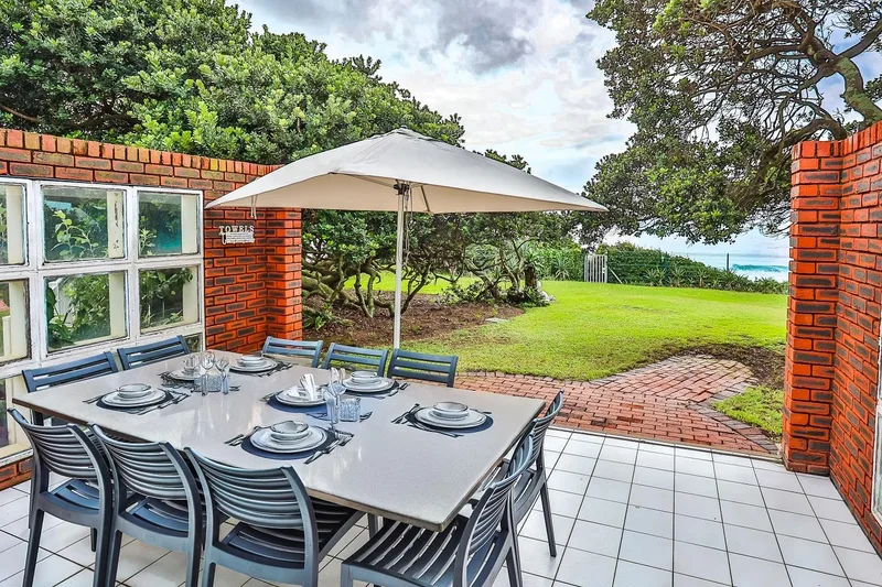 5 Bedroom House in Westbrook