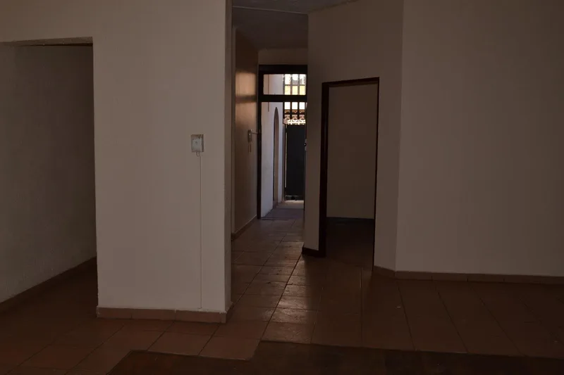 Studio Apartment in Yeoville