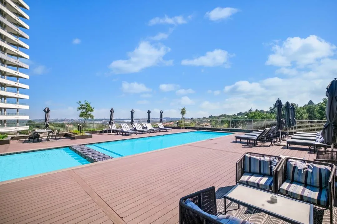 0.5 Bedroom Apartment / flat to rent in Benmore Gardens