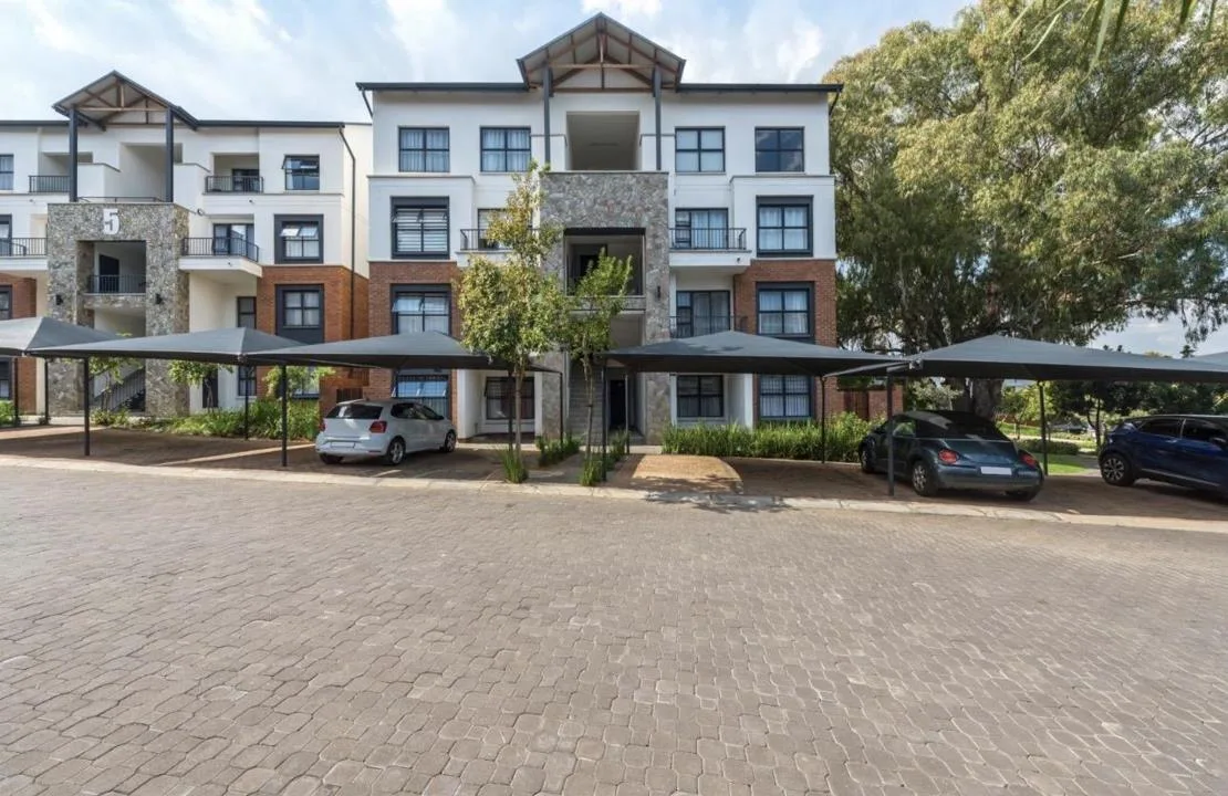3 Bedroom Apartment / flat to rent in Linbro Park