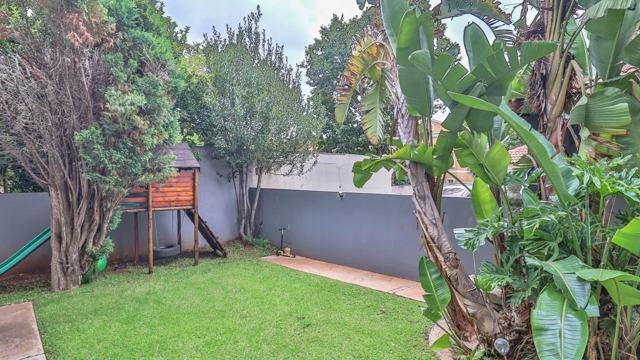 3 Bedroom Apartment / flat to rent in Eldo Glen