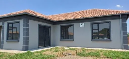 3 Bedroom House for sale in Ngwenya River Estate