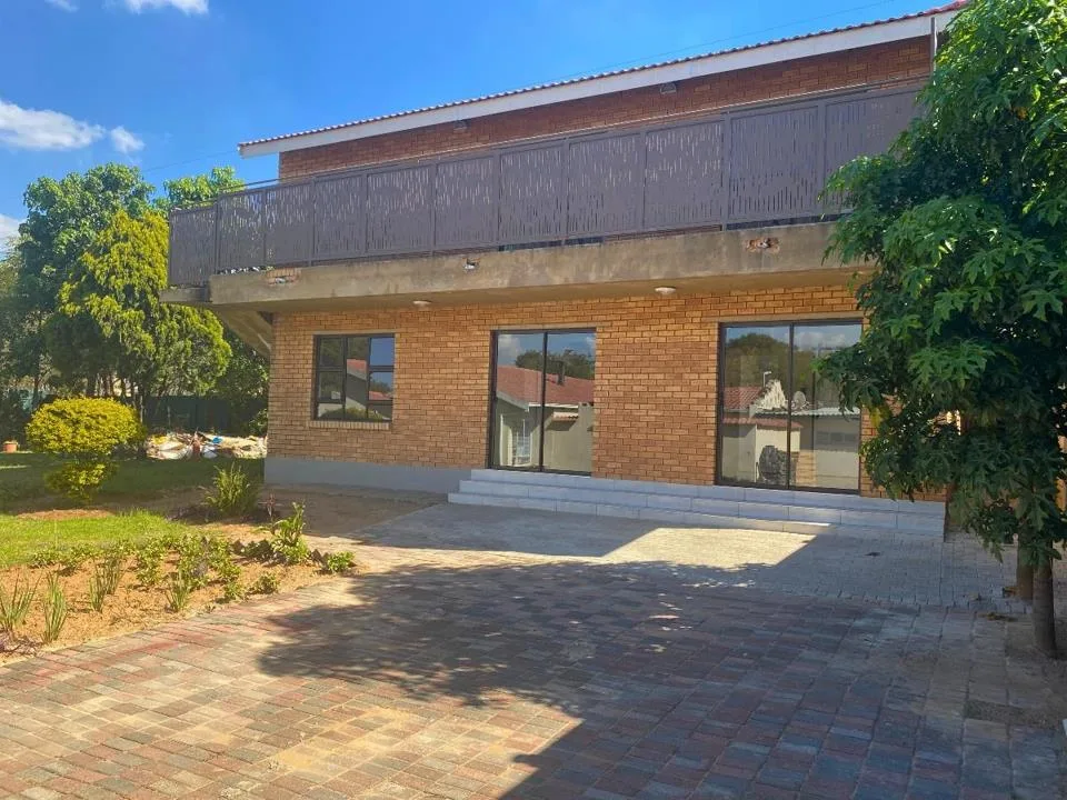 2 Bedroom Apartment / flat to rent in Olivedale