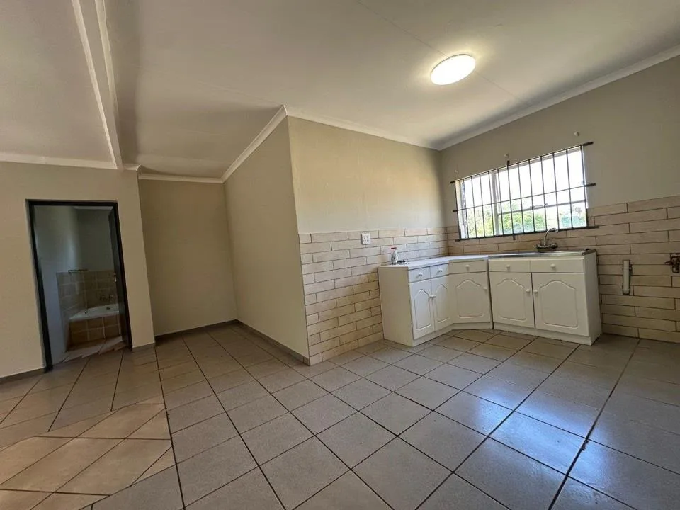 1 Bedroom Apartment / flat to rent in Monavoni AH