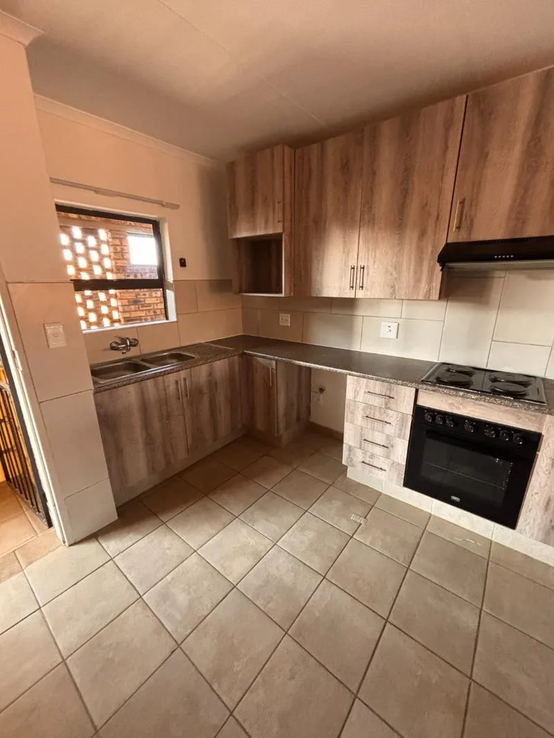 3 Bedroom Apartment in Raslouw AH