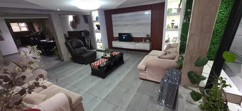 House to rent in Tulisa Park