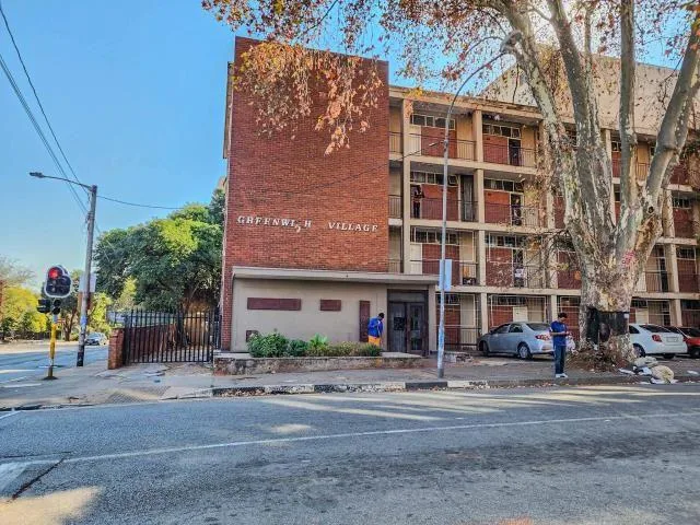 0.5 Bedroom Apartment / flat to rent in Yeoville