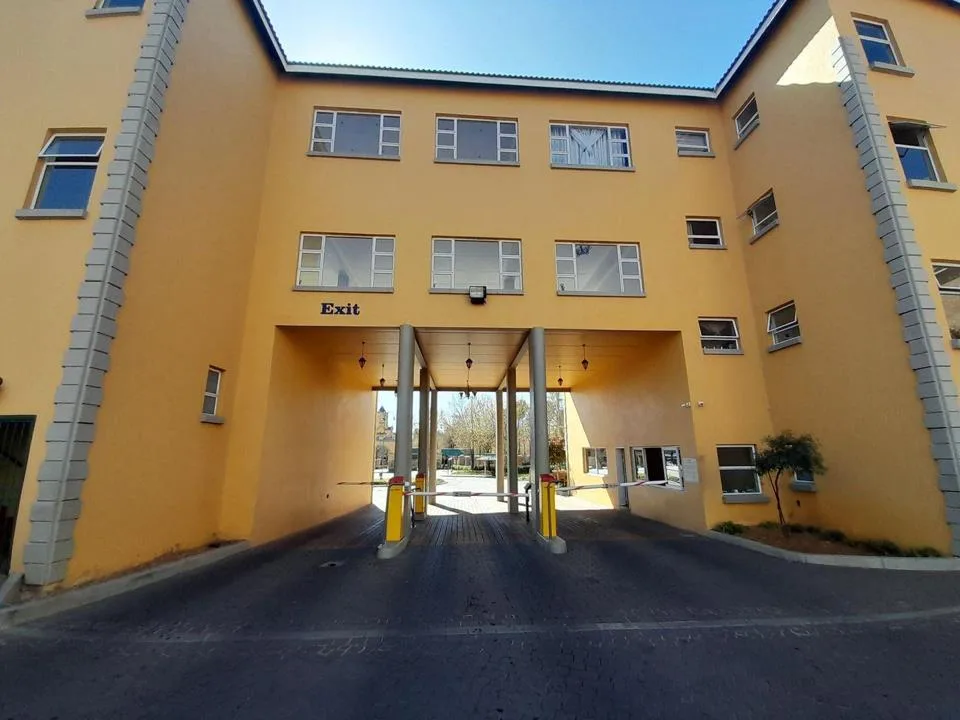2 Bedroom Townhouse to rent in Ormonde