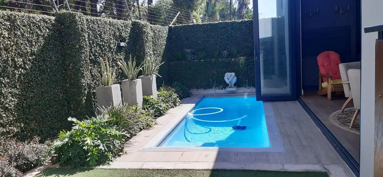 2 Bedroom House to rent in Menlo Park