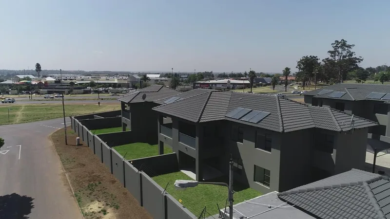 2 Bedroom Townhouse to rent in Raceview