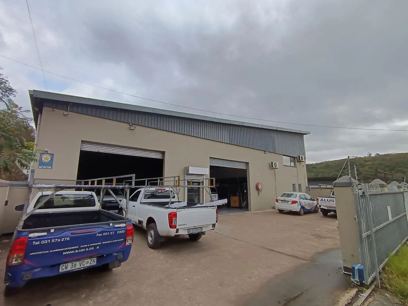 711 m² Industrial space in Briardene