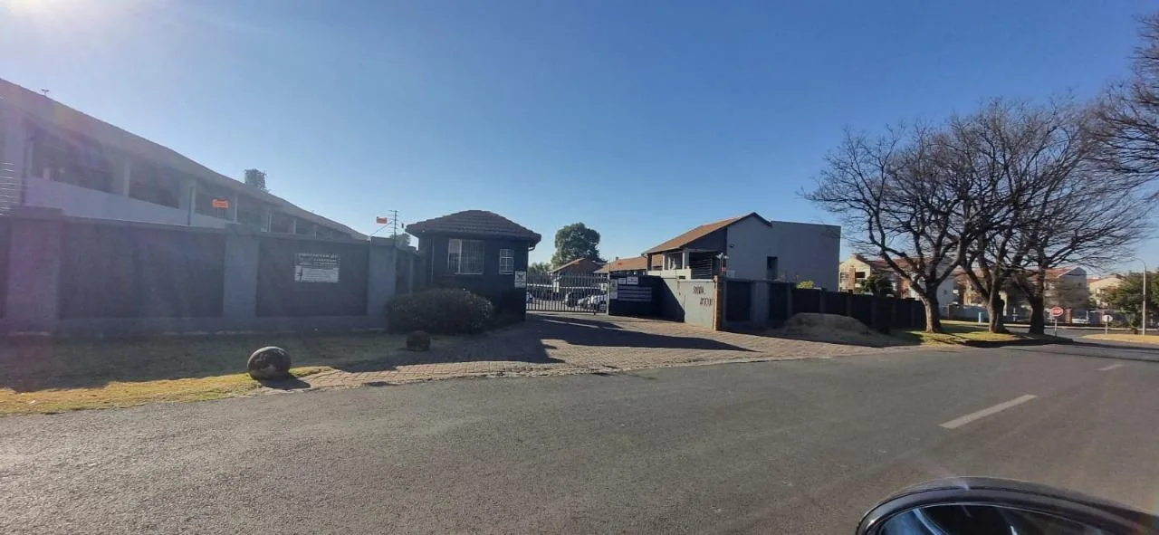 2 Bedroom Townhouse to rent in Jansenpark